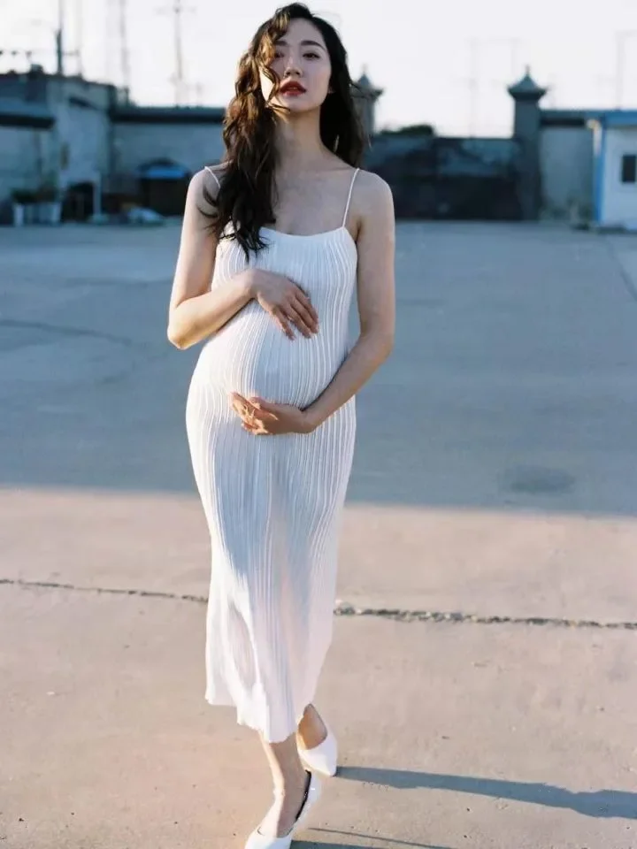 Фотоплатья за бременни фотография за бременни фотоплатья дрехи за бременни обличам рокли за бременни, за фотосесия