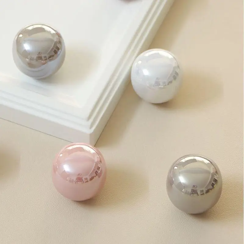 1БР 2023 Нов Френски стил Креативна Дръжка във формата на перли Бонбони Модерна Лекота Чекмеджето на шкафа за дрехи Декоративна дръжка