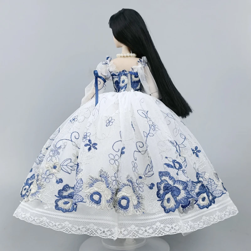 Бяло-синьо вечерна рокля с цветен модел Рокля за Барби кукла Екипировки Рокли за принцеси, Дрехи за кукли 1/6 BJD Аксесоари и играчки